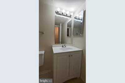503 Florida Avenue #203, Herndon, VA 20170 - Photo 9