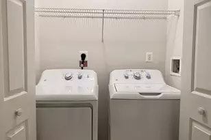 5124 Brittney Elyse Cir, Centreville, VA 20120 - Photo 11