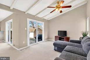 7204 Lavender Ln, Springfield, VA 22150 - Photo 11