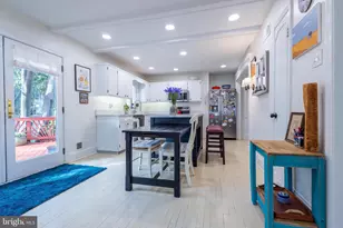 7806 Worthing Ct, Alexandria, VA 22315 - Photo 11