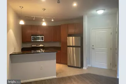 2665 Prosperity Avenue #126, Fairfax, VA 22031 - Photo 5