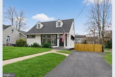 1925 Rollins Drive, Alexandria, VA 22307 - Photo 3