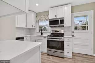 1925 Rollins Dr, Alexandria, VA 22307 - Photo 19