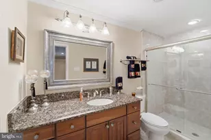 304 Chesapeake Dr, Great Falls, VA 22066 - Photo 35