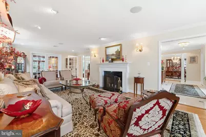 304 Chesapeake Drive, Great Falls, VA 22066 - Photo 9