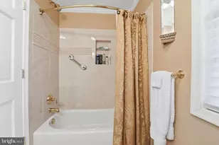 304 Chesapeake Dr, Great Falls, VA 22066 - Photo 43