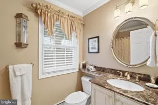 304 Chesapeake Dr, Great Falls, VA 22066 - Photo 45