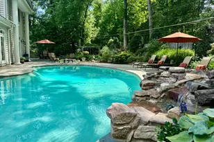 304 Chesapeake Dr, Great Falls, VA 22066 - Photo 59