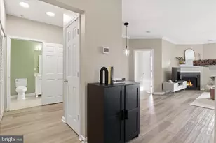 11379 Aristotle Dr, Fairfax, VA 22030 - Photo 13