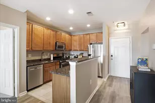 11379 Aristotle Dr, Fairfax, VA 22030 - Photo 9