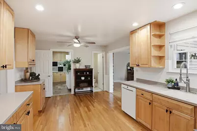 5519 Yorkshire Street, Springfield, VA 22151 - Photo 13