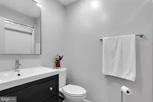 6003 Curtier Dr, Alexandria, VA 22310 - Photo 27