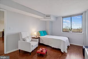 2230 George C Marshall Dr, Falls Church, VA 22043 - Photo 27