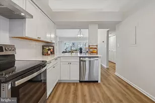 3403 Lakeside View Dr, Falls Church, VA 22041 - Photo 13