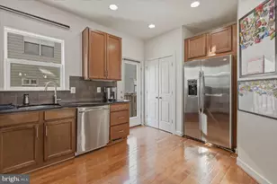 12183 Waveland St, Fairfax, VA 22033 - Photo 17