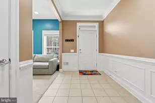 9522 Canonbury Square, Fairfax, VA 22031 - Photo 5