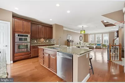 9522 Canonbury Square, Fairfax, VA 22031 - Photo 11