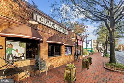 6803 Kenfig Drive, Falls Church, VA 22042 - Photo 29