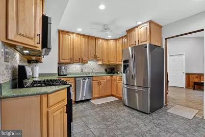 6803 Kenfig Drive, Falls Church, VA 22042 - Photo 5