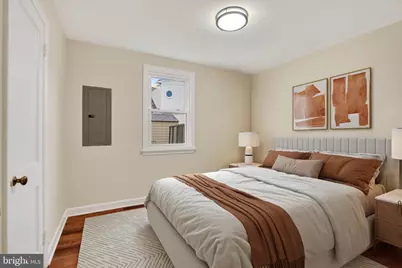 6803 Kenfig Drive, Falls Church, VA 22042 - Photo 15