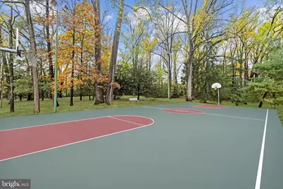 6803 Kenfig Drive, Falls Church, VA 22042 - Photo 37