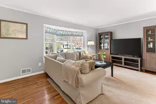 6621 Kerns Rd, Falls Church, VA 22042 - Photo 7