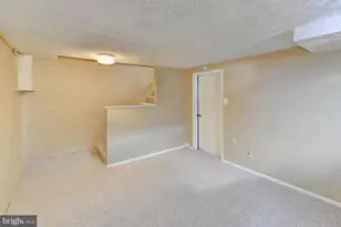 2609 Farmington Dr, Alexandria, VA 22303 - Photo 21