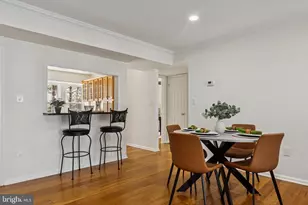 3353 Lakeside View Dr, Falls Church, VA 22041 - Photo 7