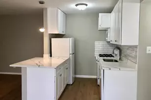 4367 Americana Dr, Annandale, VA 22003 - Photo 3