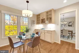 1700 Hunts End Ct, Vienna, VA 22182 - Photo 9