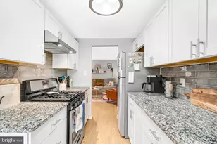 14403 Black Horse Ct, Centreville, VA 20120 - Photo 19