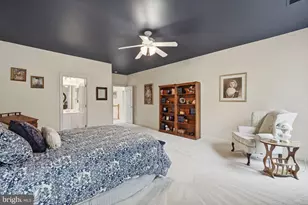 7820 Rose Garden Ln, Springfield, VA 22153 - Photo 37