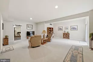 7820 Rose Garden Ln, Springfield, VA 22153 - Photo 51