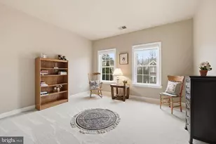 7820 Rose Garden Ln, Springfield, VA 22153 - Photo 33