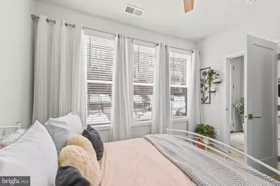 4613 Quinns Mill Way, Chantilly, VA 20151 - Photo 5