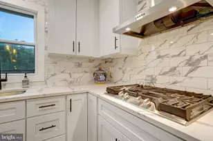 5814 Clermont Dr, Alexandria, VA 22310 - Photo 7