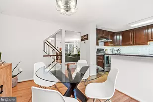 6646 Rockleigh Way, Alexandria, VA 22315 - Photo 9