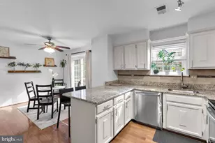 11713 Stillbrook Ct, Reston, VA 20191 - Photo 1