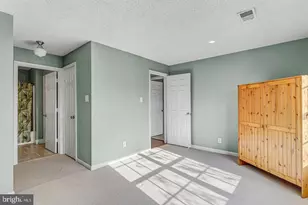 12106 Greenway Ct, Fairfax, VA 22033 - Photo 23