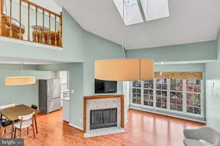 12106 Greenway Ct, Fairfax, VA 22033 - Photo 11