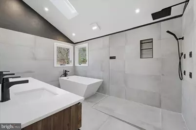 13604 Gladwyn Court, Chantilly, VA 20151 - Photo 17