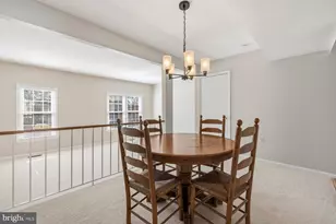 5539 Ridgeton Hill Ct, Fairfax, VA 22032 - Photo 7