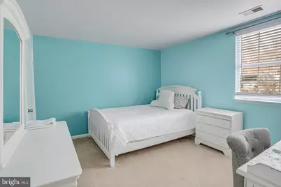 7945 Gunston Woods Place, Lorton, VA 22079 - Photo 25