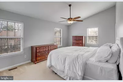 7945 Gunston Woods Place, Lorton, VA 22079 - Photo 15