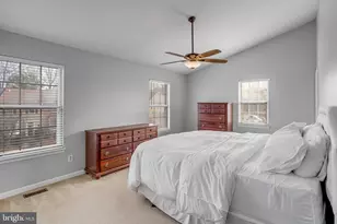 7945 Gunston Woods Pl, Lorton, VA 22079 - Photo 15