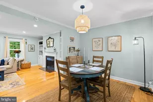 6045 Crown Royal Cir, Alexandria, VA 22310 - Photo 9