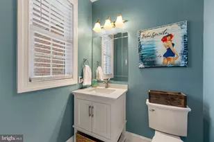 6208 Guilford Dr, Alexandria, VA 22310 - Photo 19