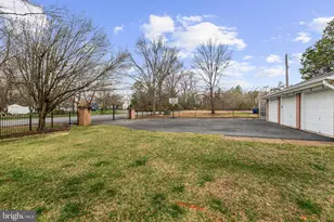 6208 Guilford Dr, Alexandria, VA 22310 - Photo 53