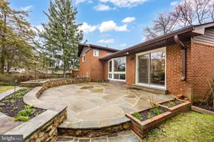 6004 Jan Mar Dr, Falls Church, VA 22041 - Photo 7