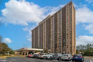 3705 George Mason Dr, Falls Church, VA 22041 - Photo 1